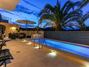 Villa Capitis in the Centre-Private Pool Oasis-Just a Few Minutes from the City Centre