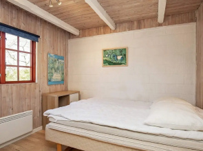 6 Person Holiday Home in Thyholm