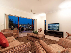 La Marina Waterfront Villa