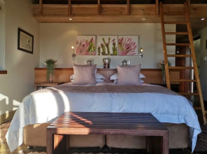 Paradise Cove Country House