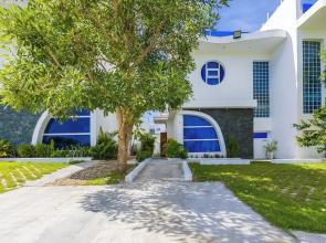 Drake Villa 5