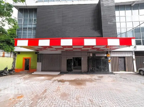 Glamour Hotel and Spa
