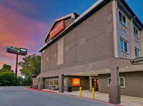 Orangewood Inn & Suites Midtown