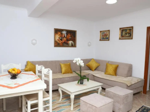 Downtown Apartment 2