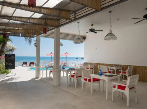 Crystal Bay Beach Resort