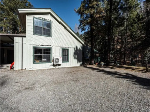 Midtown Riverfront 2, 2 Bedrooms, Sleeps 4