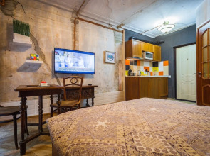 LeoHotels on 4th Sovetskaya,8