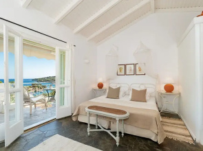 Bay View Jasmine Upper