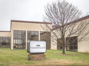 OYO Townhouse Owensboro West