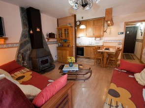 Apartment With one Bedroom in Espot, With Wonderful Mountain View, Enclosed Garden and Wifi