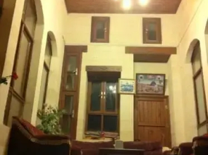 Ur Edessa Guesthouse