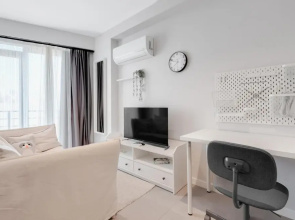 Cozy Flat Near Marmaray and Coast in Kadikoy