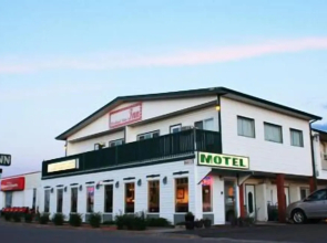 Woodland Motor Inn