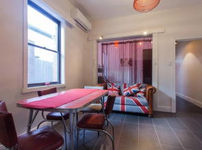 REdTRO House South Yarra