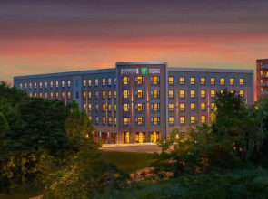 Staybridge Suites Boston - Quincy by IHG