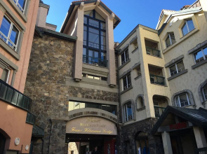 Franz Klammer by Luxury Mountain