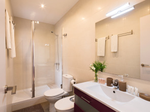 Lugaris Rambla - Apartments