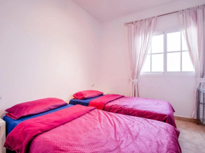 Majestic Holiday Home in Caleta de Fuste with Swimming Pool