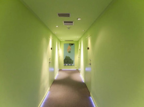 Отель Athens Center Square