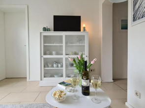 Neu eingerichtetes Apartment #1 mit WLAN !Sauna & Hot Tub zubuchbar!