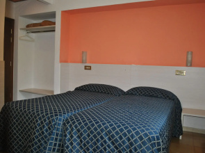 Auto Park Hotel