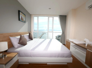 BBG Seaside Luxurious Service Apartment