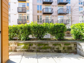 Sophari  Mercer Island Apartments