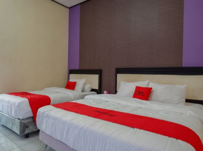 Ungu National Hotel by RedDoorz