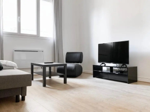 Large T2 - 52m2 fully renovated 2021 for 5 people - Well located #CE