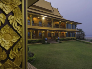 Nakaraj Princess Chiang Khong