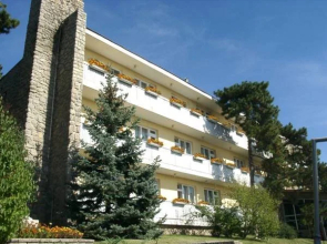 Fenyves Panorama