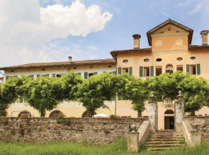Apartment in Valbelluna With Pool & Dolomites View