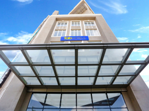 FabHotel Sapphire 83