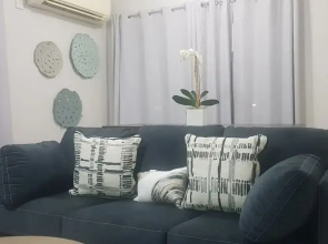 5 Star Fresh And Clean Condo In New Kingston