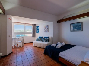 Rent4rest - Sesimbra Ocean View Studio