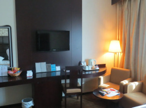 Отель The Park Hotel Formerly Al Jawhara Gardens