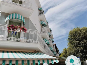 Hotel Flora