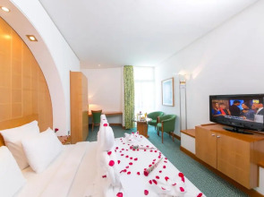 Oryx Grand Jebel Hafeet Hotel