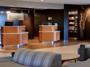 Courtyard by Marriott Detroit Dearborn