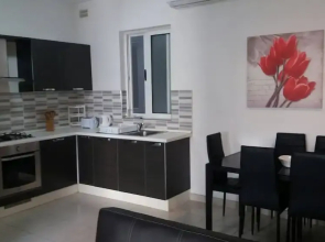 University Heights 2-bedroom Cosy Apartment