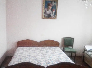 Guest House on Chekhova 12