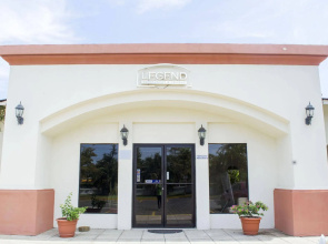 Farallones Hotel