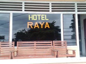 Hotel Raya by OYO Rooms