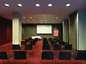 Adina Apartment Hotel Frankfurt Neue Oper