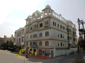 The Moti Mahal Hotel