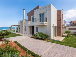 Hersonissos Beach Villa