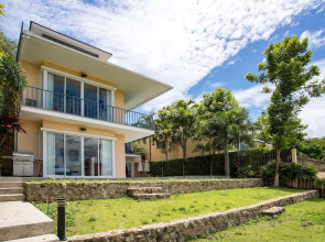 Tropical Seaview Pool Villa Dragon A