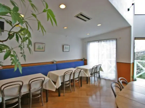 Pension Island Avenue