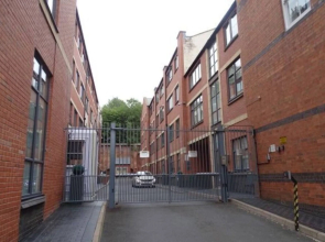 Remarkable 2-bed Apartment in Birmingham