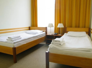 Baza Hotelowa Nowe Horyzonty